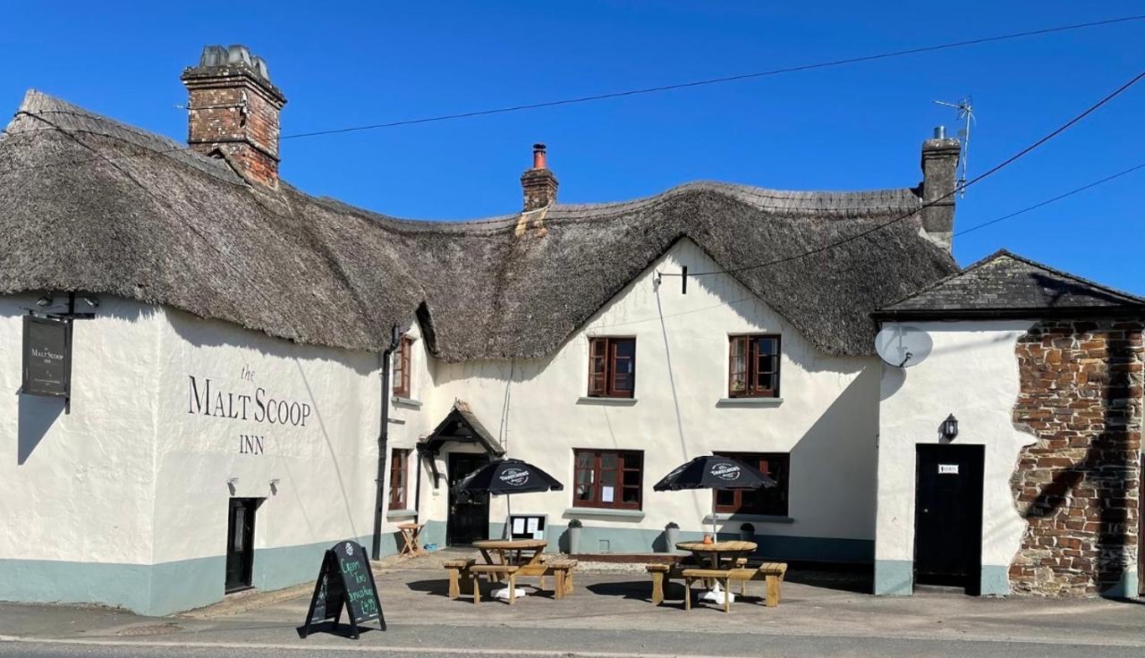 The Malt Scoop Inn Merton  Bagian luar foto